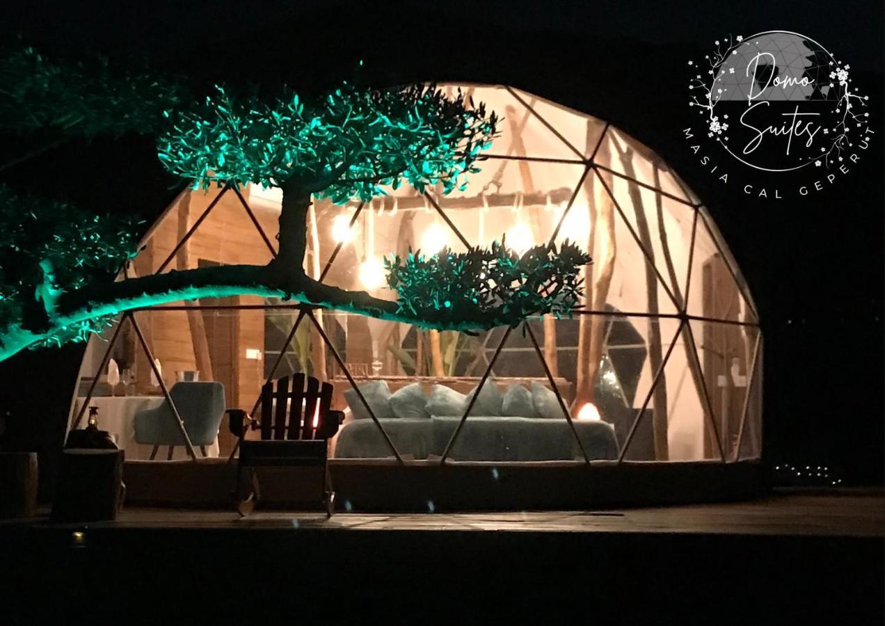 Domo Suites Masia Cal Geperut بادالونا المظهر الخارجي الصورة