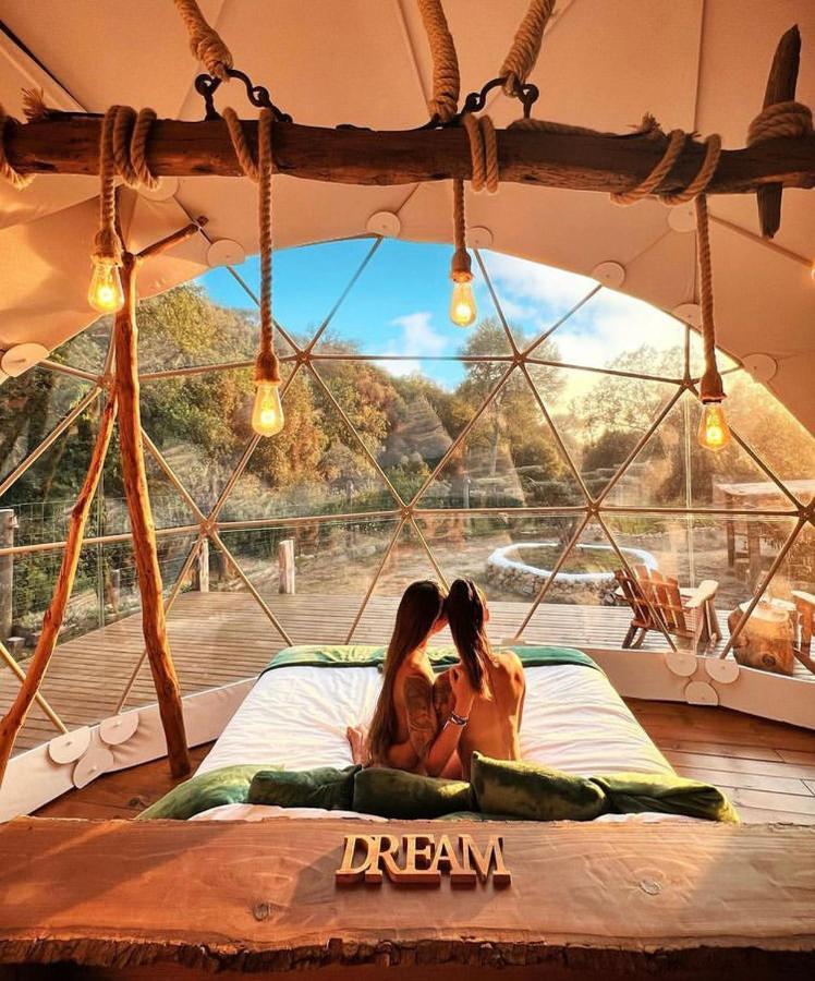 Domo Suites Masia Cal Geperut بادالونا المظهر الخارجي الصورة