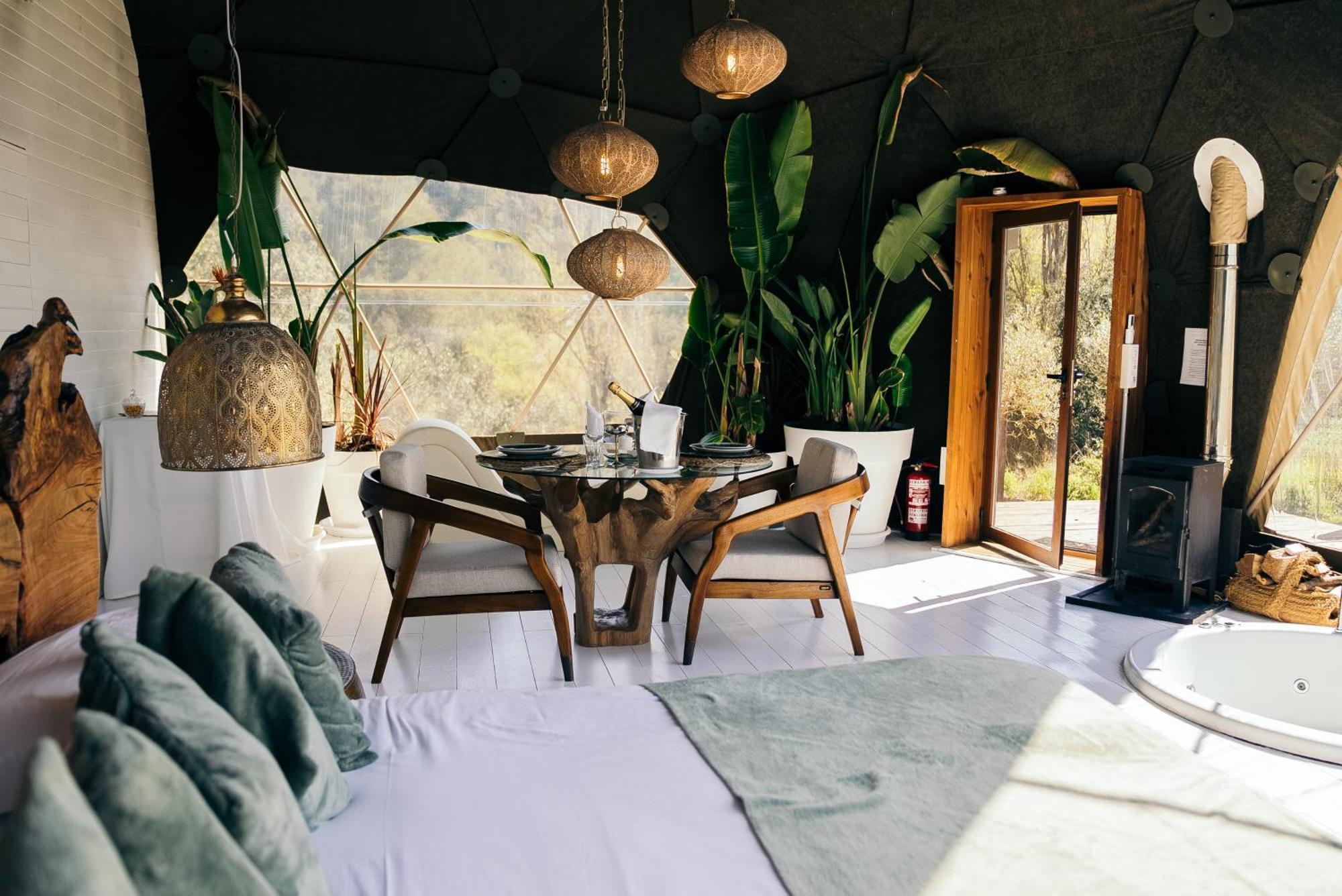 Domo Suites Masia Cal Geperut بادالونا المظهر الخارجي الصورة